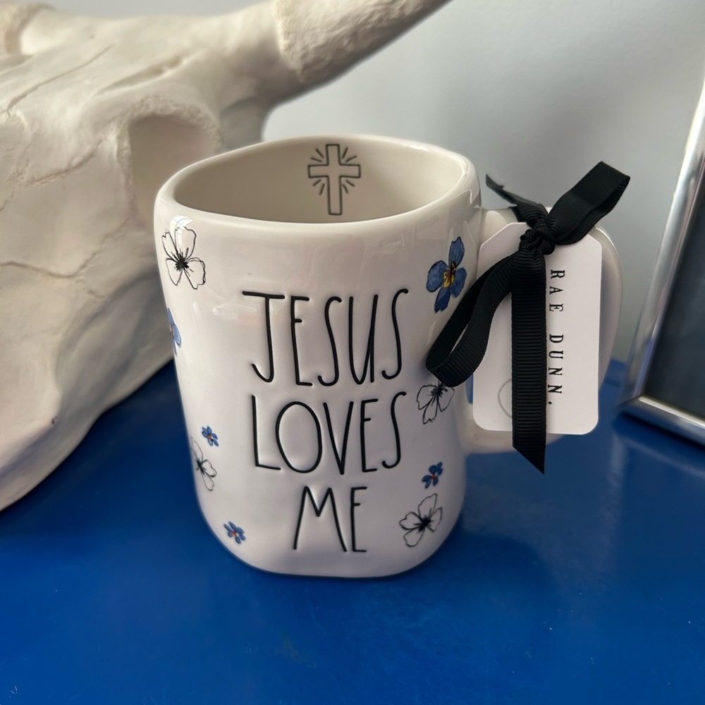 Rae Dunn Blue Flower Pattern Floral Jesus Loves Me Mug - Picture 1 of 7